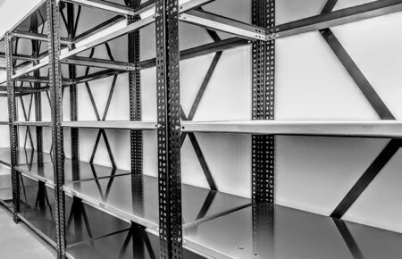 Shelves and pallet racks